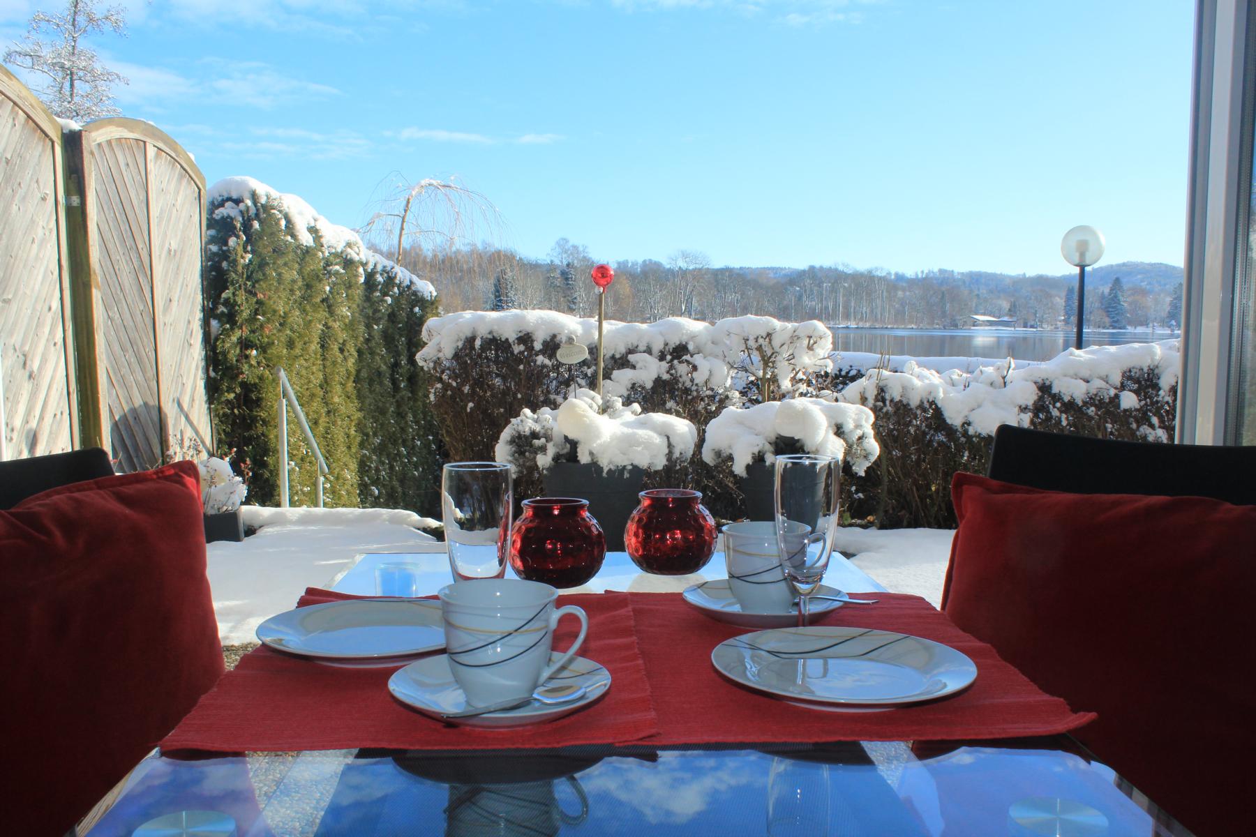 Kaffeetisch im Winter